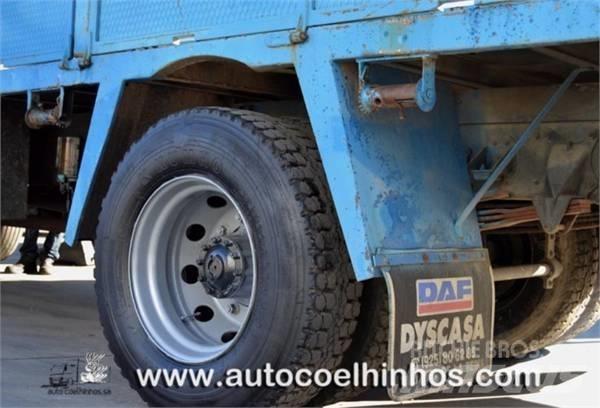 DAF 1900 Turbo Вантажівки-платформи/бокове розвантаження