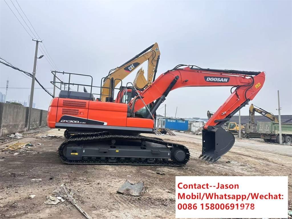 Doosan DX 300 LCA Гусеничні екскаватори