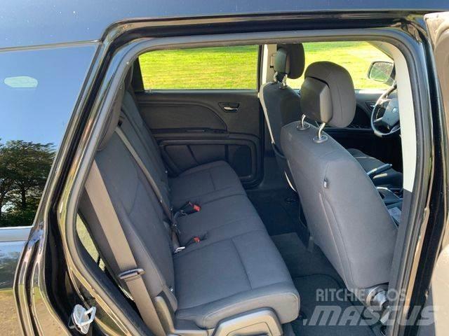 Dodge Journey SE Автомобілі