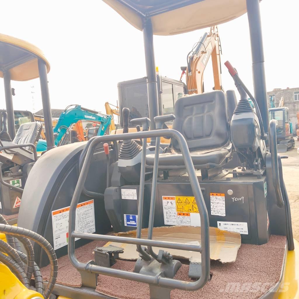 Komatsu PC30MR Міні-екскаватори < 7т