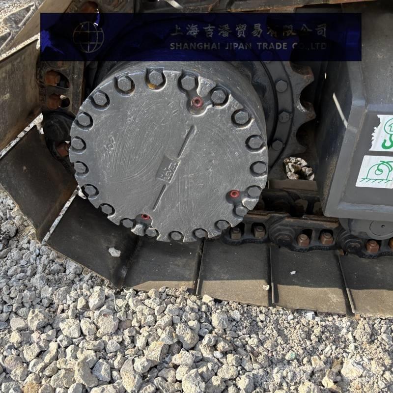 Komatsu PC 240 Гусеничні екскаватори