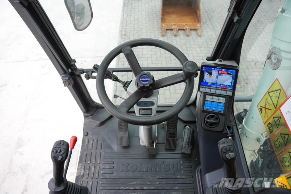 Komatsu PW 148-11 Колісні екскаватори