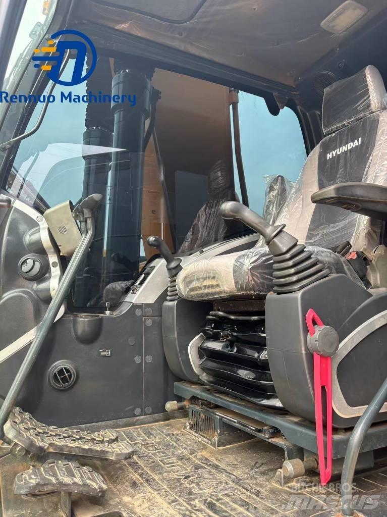 Hyundai R220LC-9S Гусеничні екскаватори