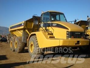  CCAT 777 Вантажівки / спеціальні