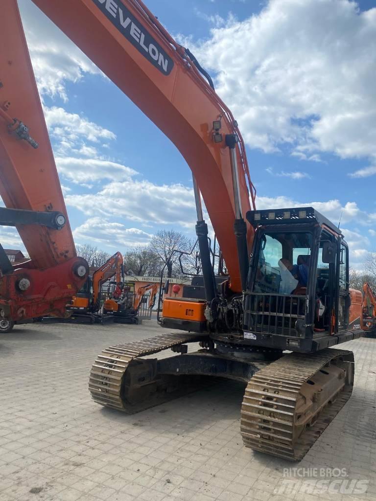Doosan DX 300 LC-5 Гусеничні екскаватори