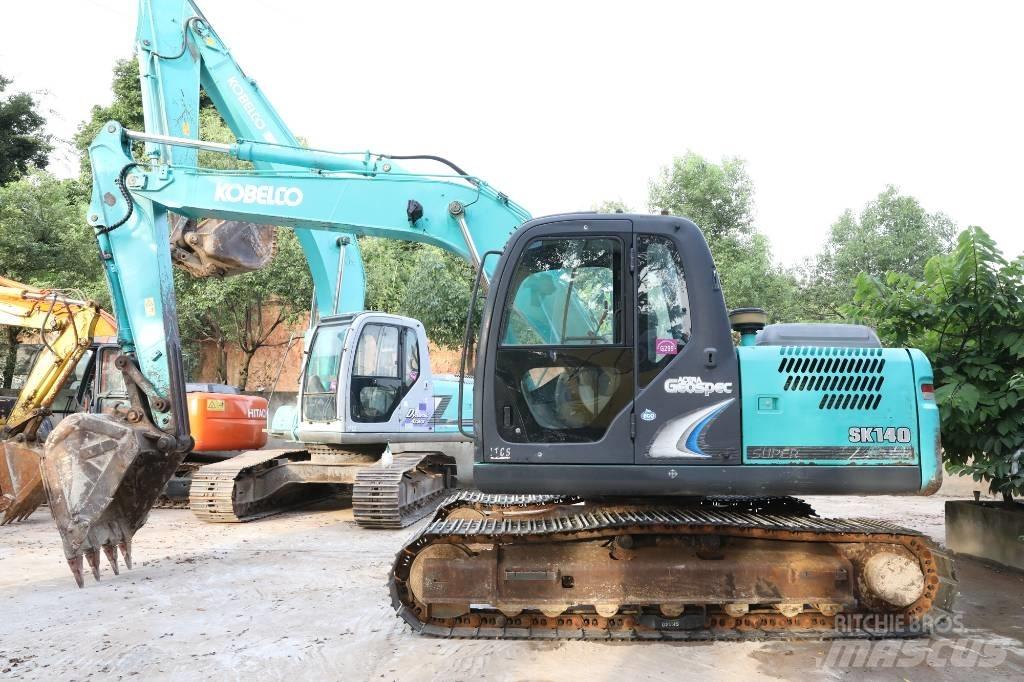 Kobelco SK 140 LC Гусеничні екскаватори
