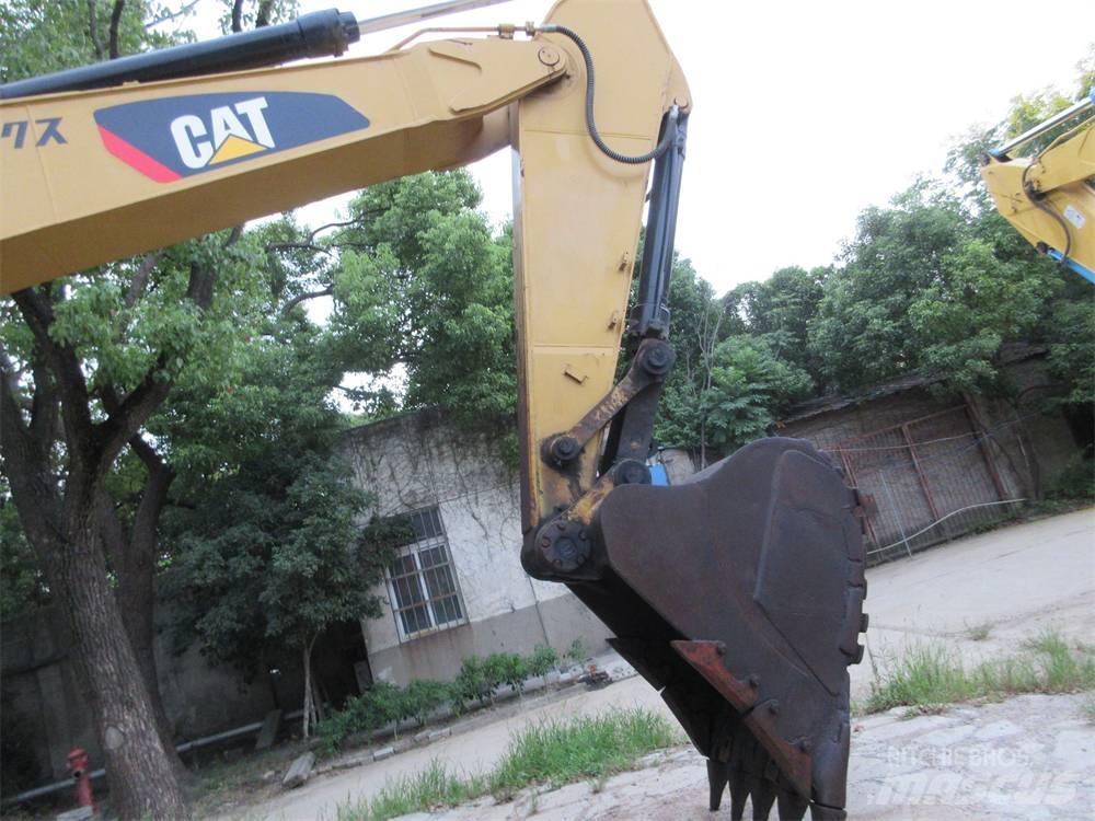 CAT 336 D Гусеничні екскаватори