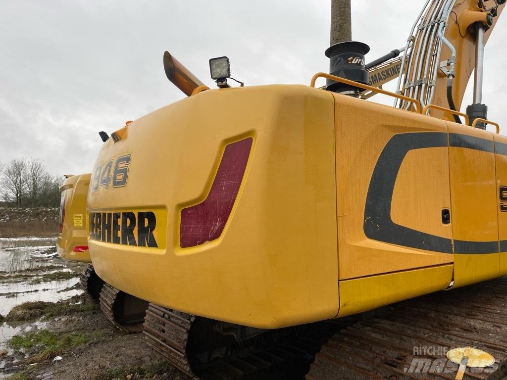 Liebherr R 946 Екскаватори з великим вилітом