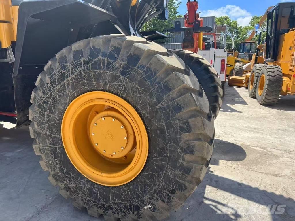 SDLG LG 958 L Фронтальні навантажувачі