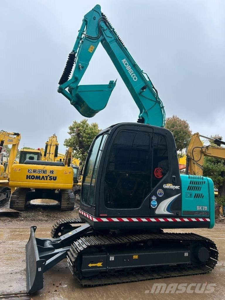 Kobelco SK 75 Міні-екскаватори < 7т