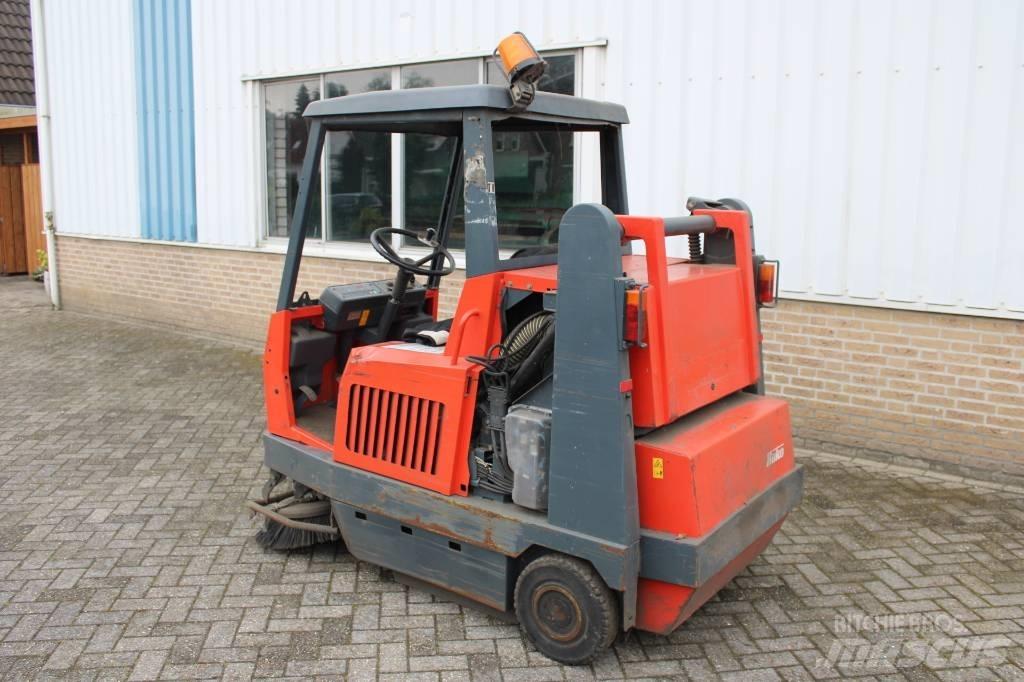  Hako-Jonas 1450E Підмітальні машини