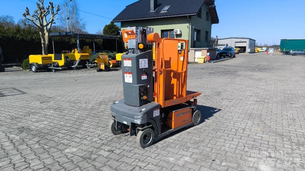 JLG Toucan Duo Вертикальні щоглові підйомники