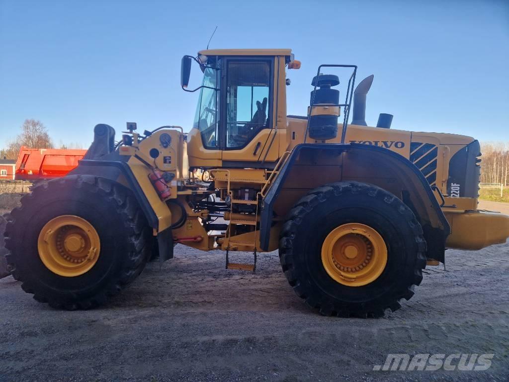 Volvo L 220 F Фронтальні навантажувачі