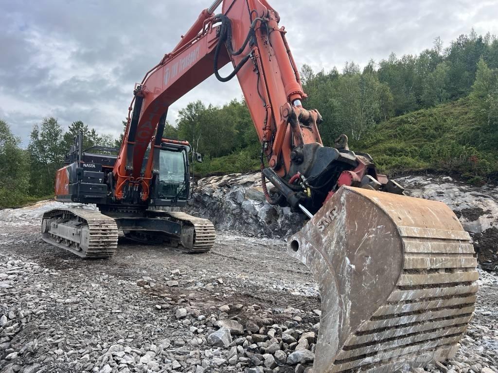 Hitachi ZX 300 LC-7 Гусеничні екскаватори