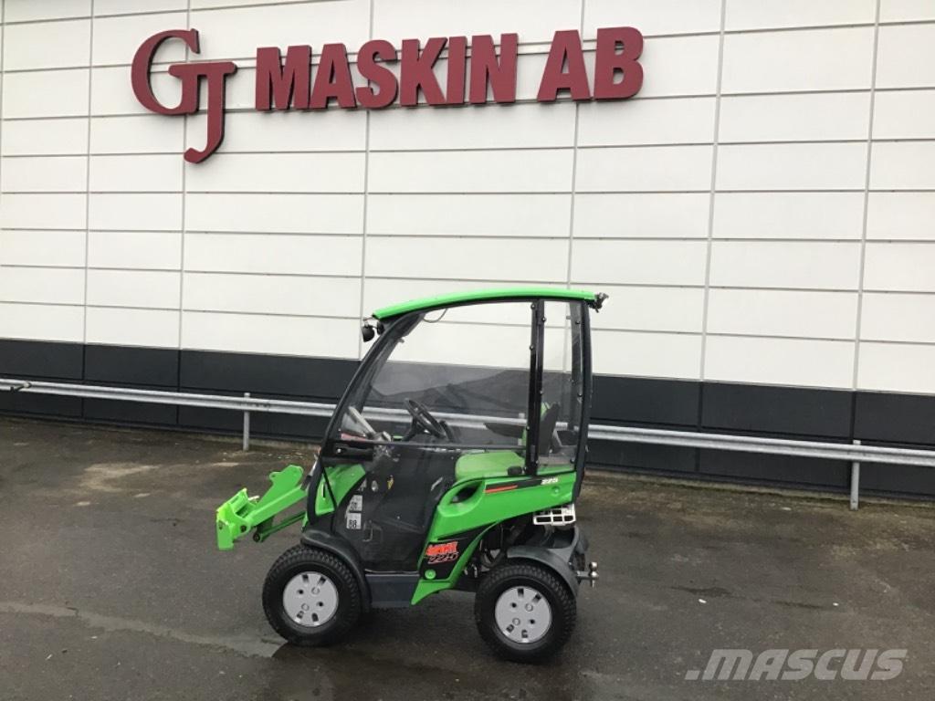 Avant 225 Підсобні машини