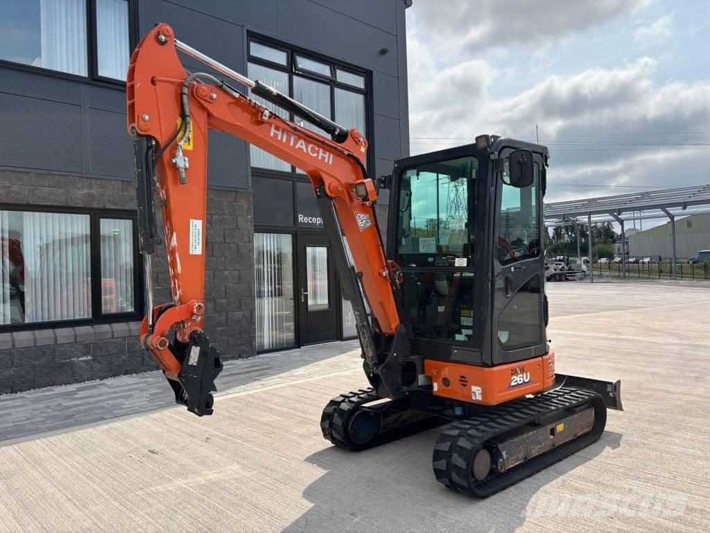 Hitachi ZX 26 U-6 Міні-екскаватори < 7т