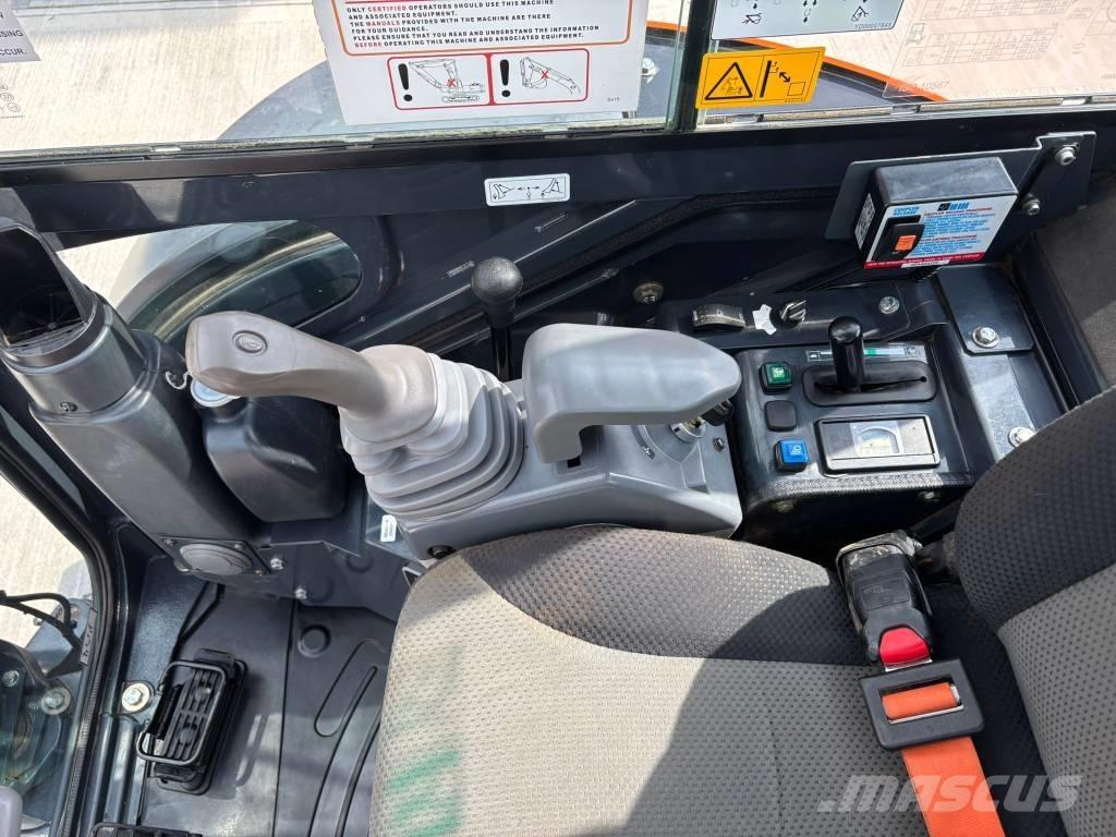 Hitachi ZX 26 U-6 Міні-екскаватори < 7т