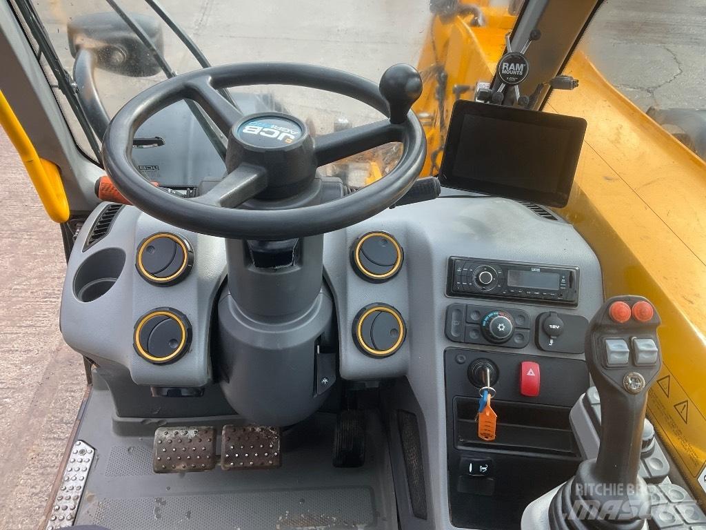 JCB 532-70 AGRI PRO Телескопічний навантажувач