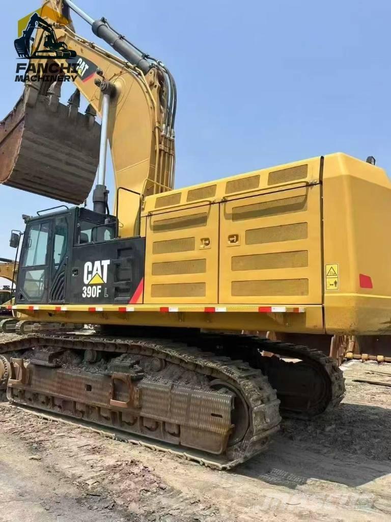 CAT 390F Гусеничні екскаватори