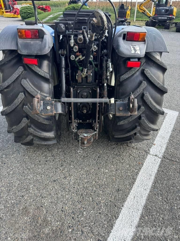New Holland TN 75 NA Трактори