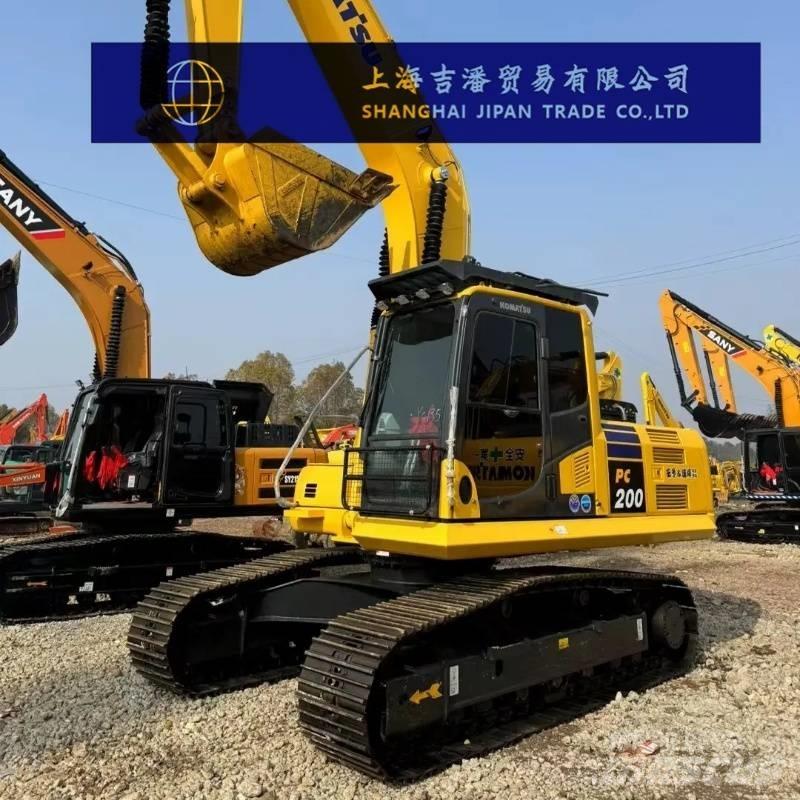 Komatsu PC 200 Гусеничні екскаватори
