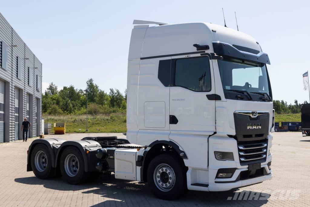 MAN TGX 28.520 6x2=2 Тягачі