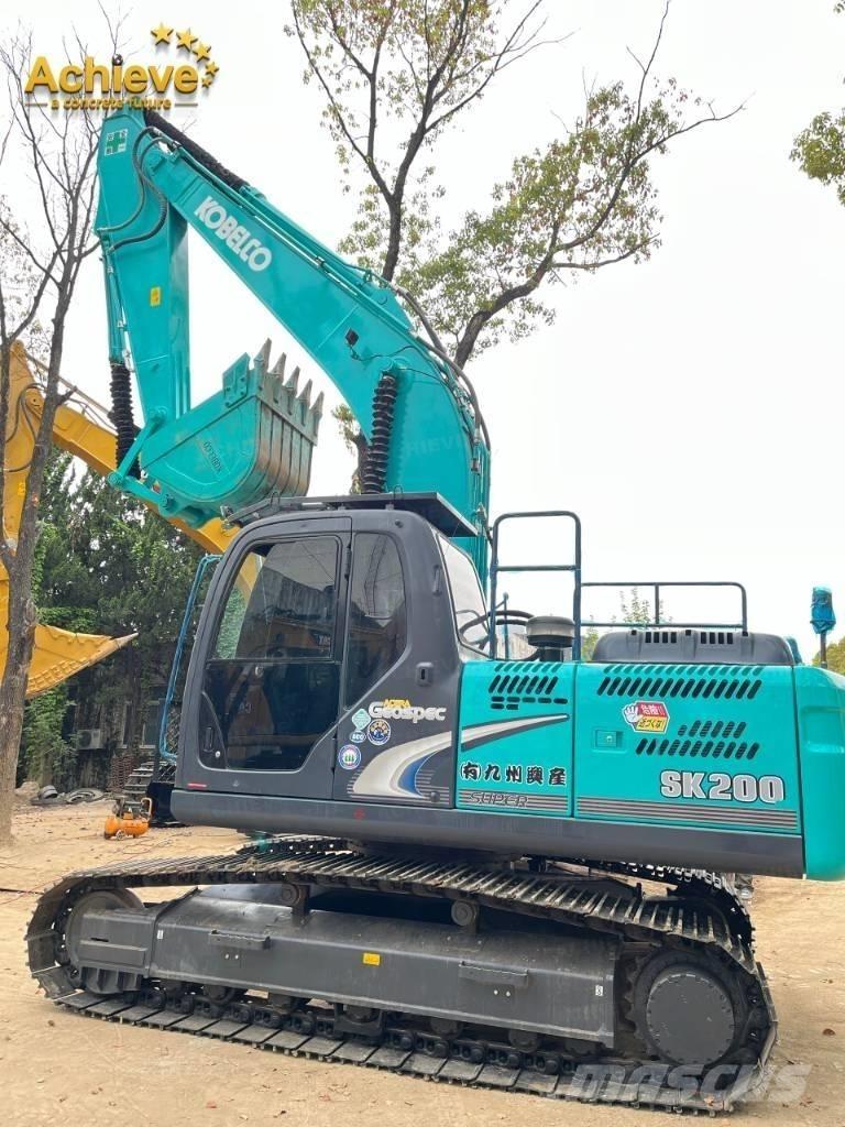 Kobelco SK 200 Гусеничні екскаватори