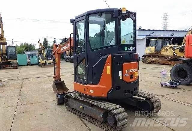 Hitachi 30 Міні-екскаватори < 7т