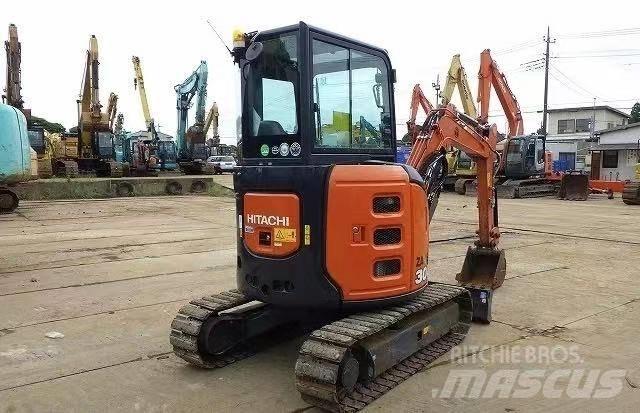 Hitachi 30 Міні-екскаватори < 7т