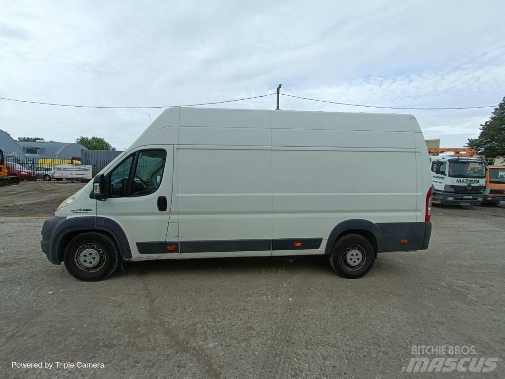 Peugeot Boxer Панельні фургони
