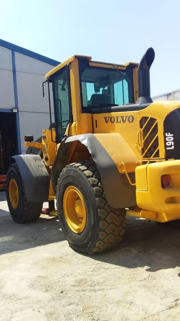 Volvo L90F Фронтальні навантажувачі