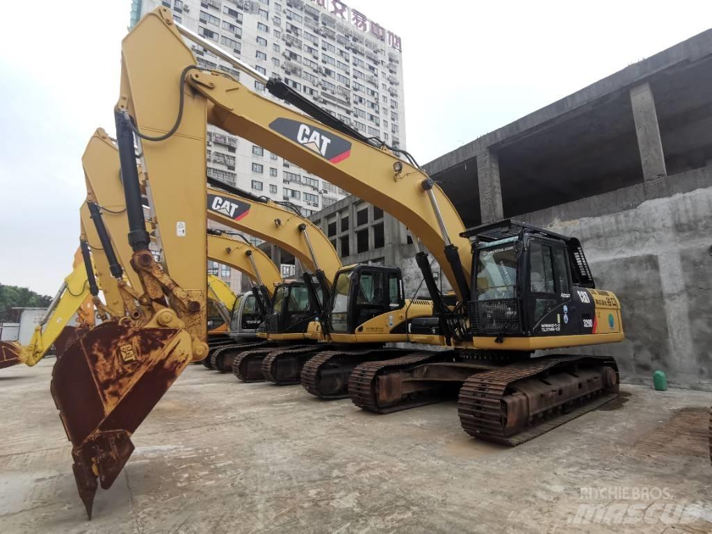 CAT 329 D Гусеничні екскаватори