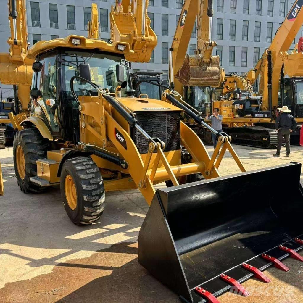 CAT 420 F Екскаватори-навантажувачі
