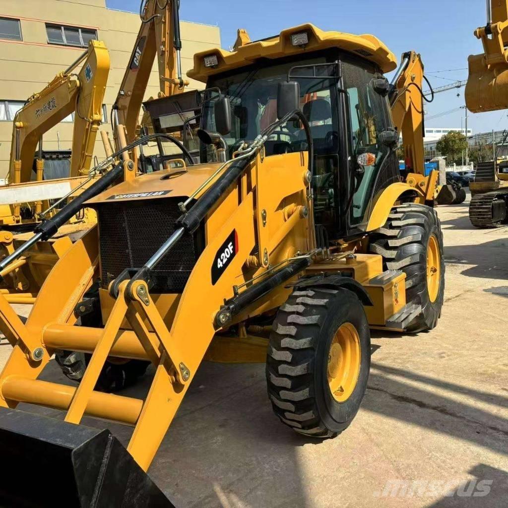 CAT 420 F Екскаватори-навантажувачі