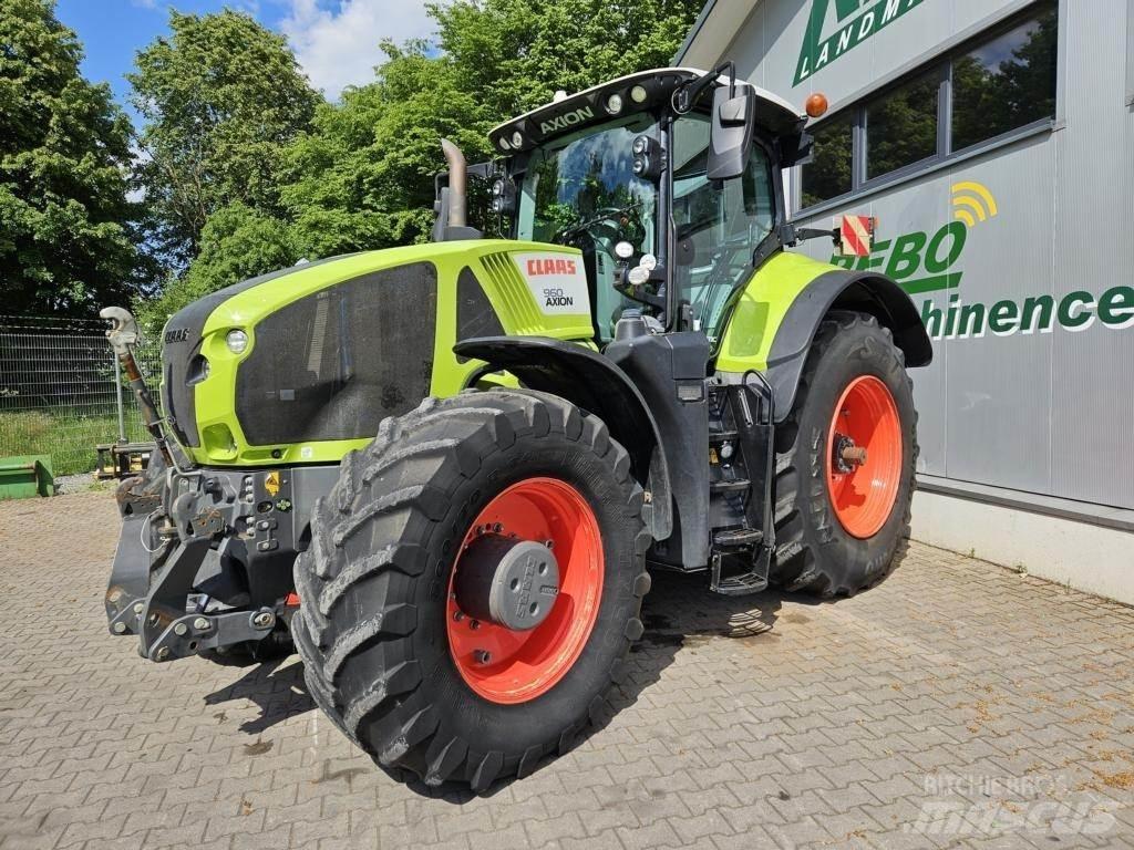 CLAAS AXION 960 Трактори