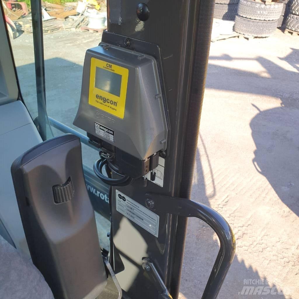 Hitachi ZX300LC-7 Гусеничні екскаватори