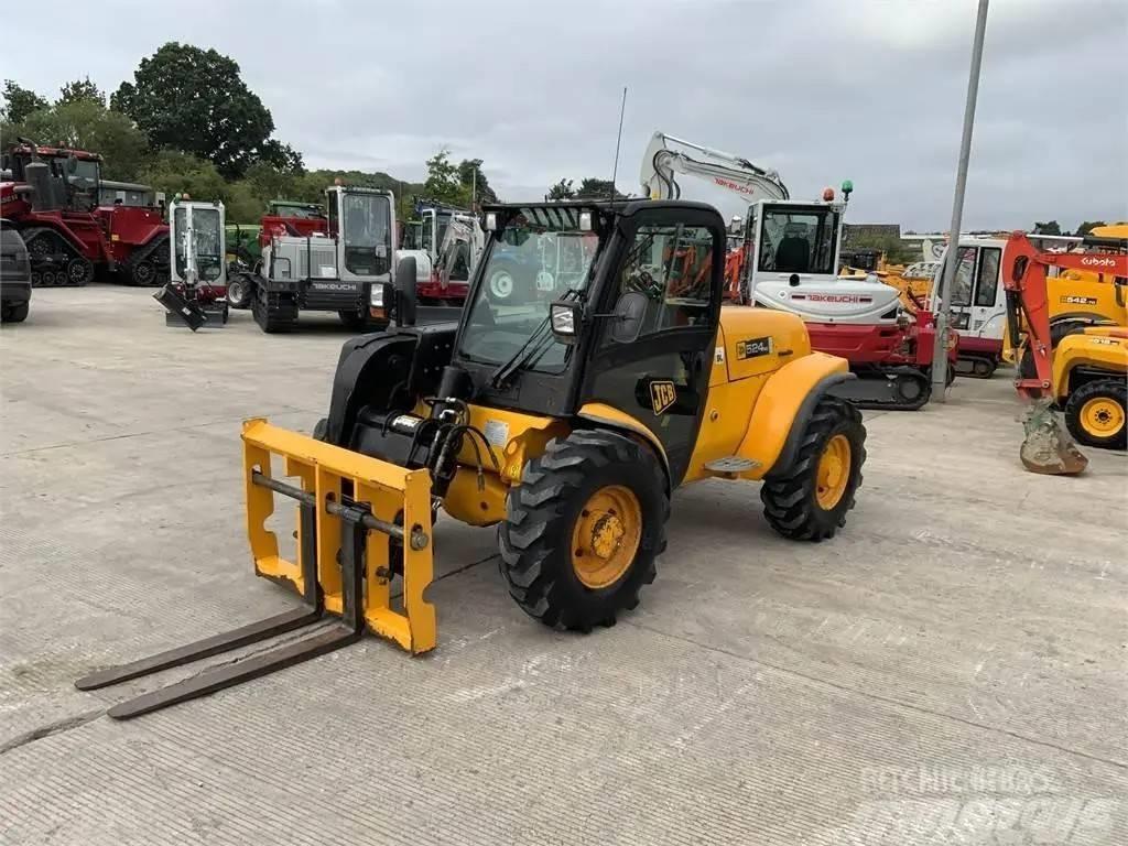 JCB 515-40 Телескопічний навантажувач