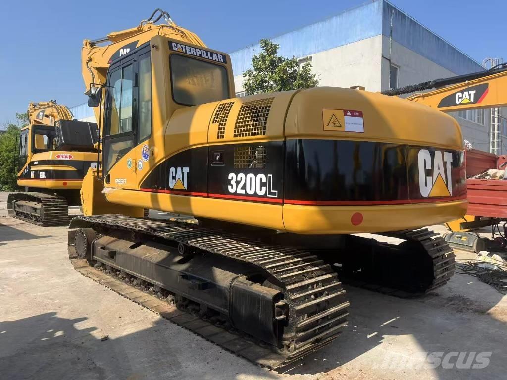 CAT 320 C L Гусеничні екскаватори