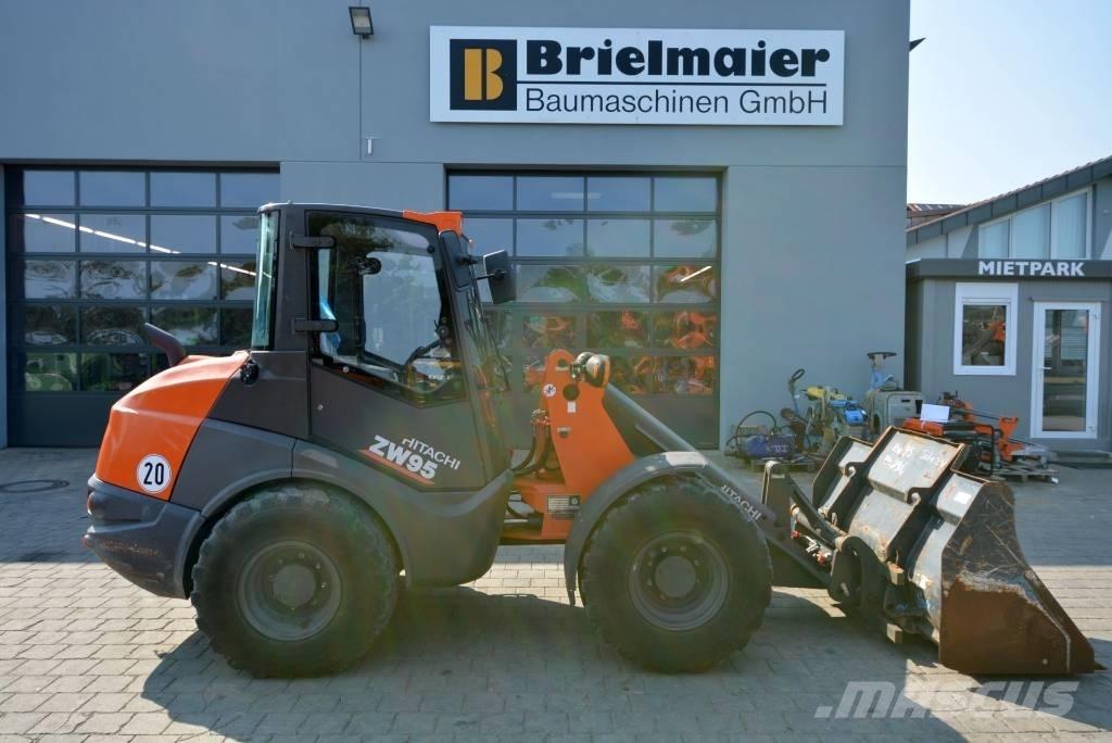 Hitachi ZW 95-6 C Фронтальні навантажувачі