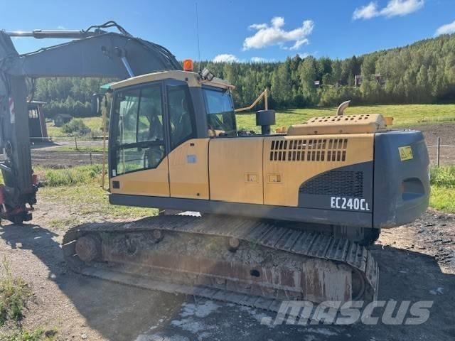 Volvo BM Ec 240 Гусеничні екскаватори
