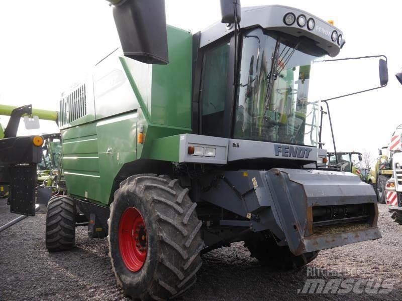 Fendt 8350 Зернозбиральні комбайни