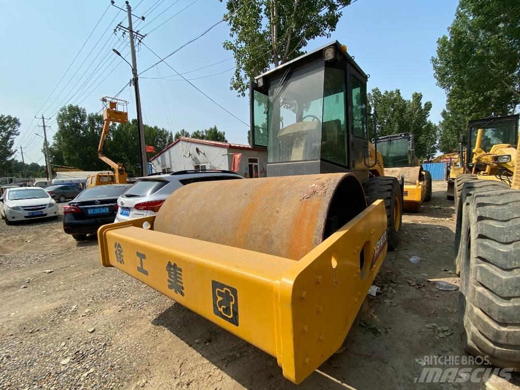 XCMG XSM220 Грунтові котки