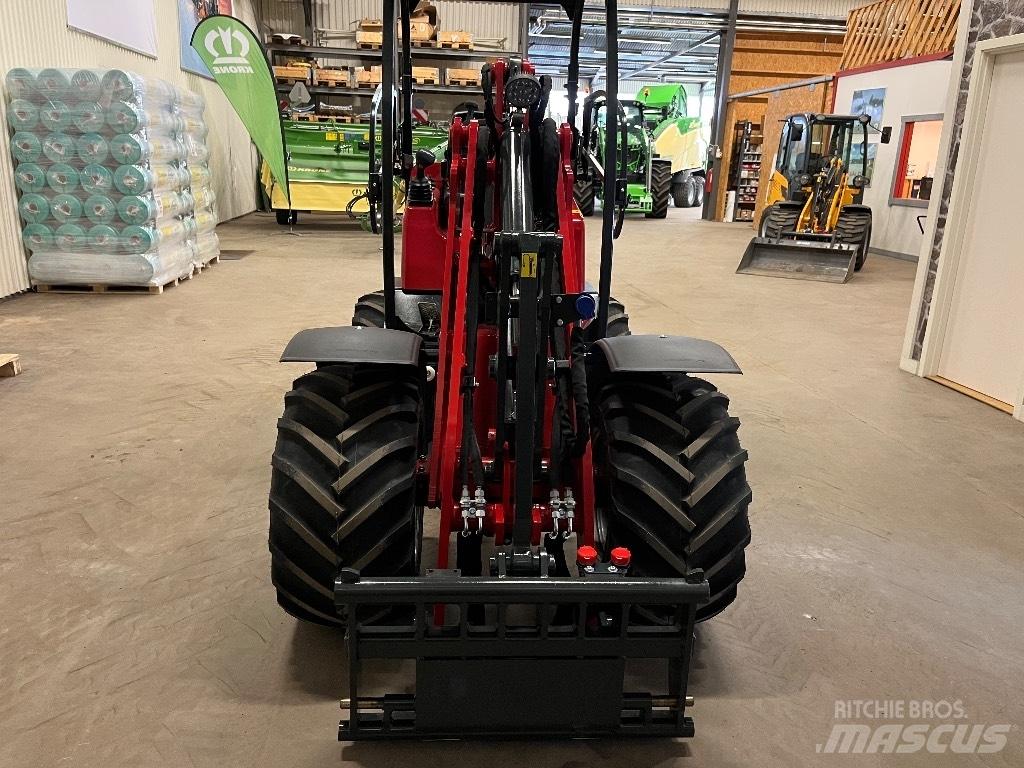 Schäffer 2630 Телескопічний навантажувач