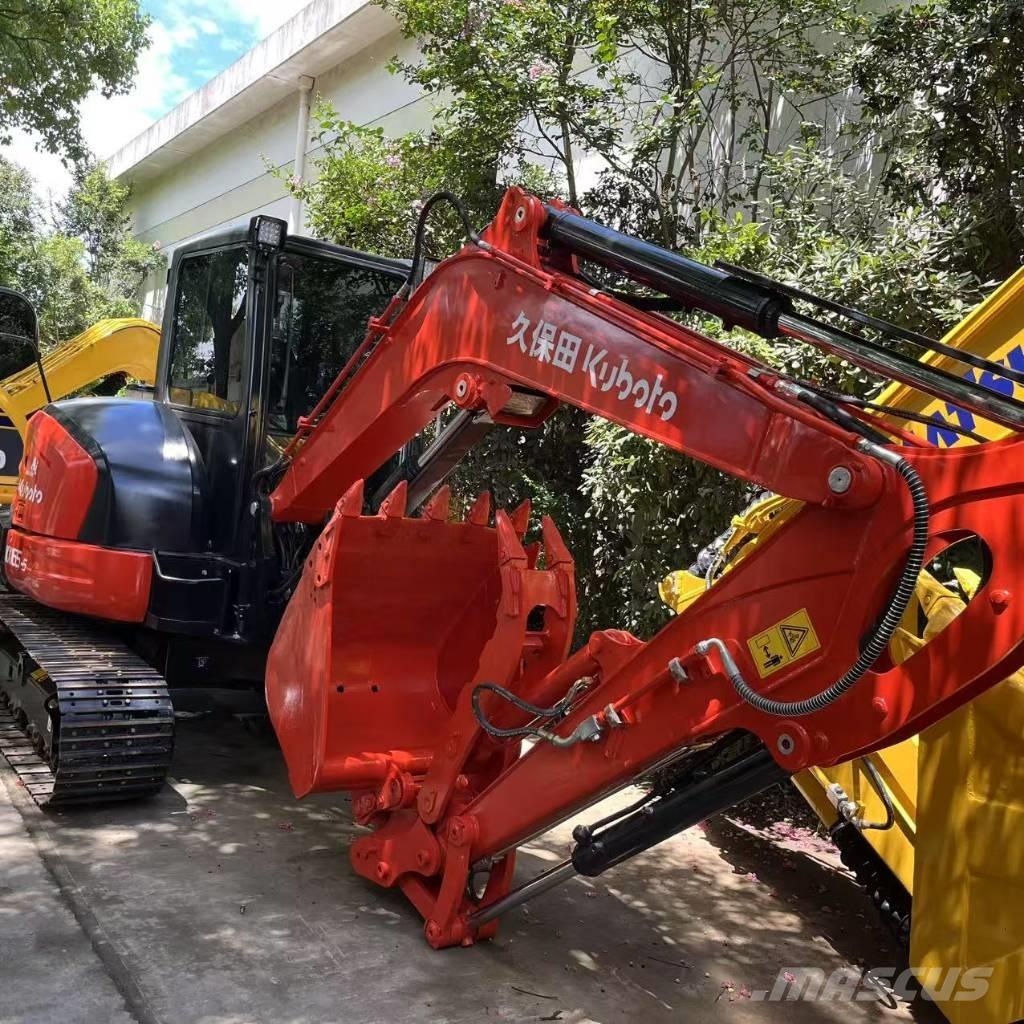 Kubota KX 165 Гусеничні екскаватори