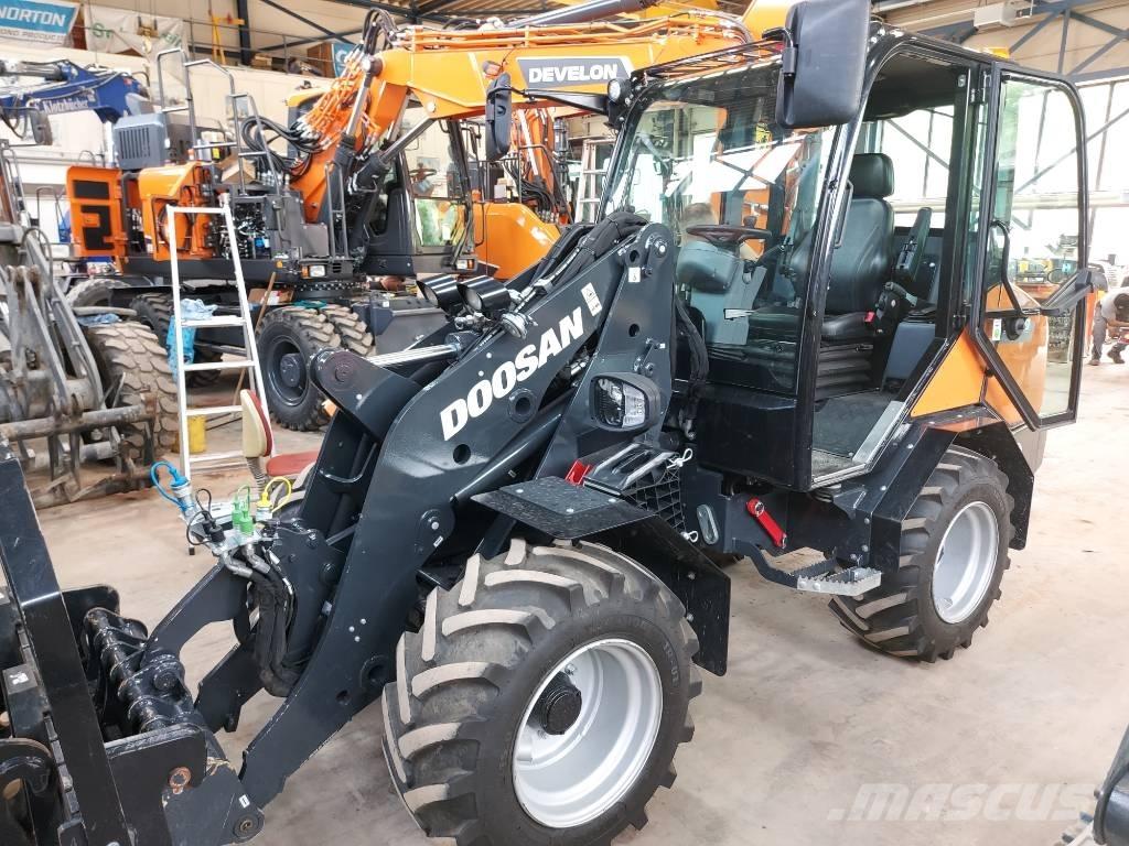 Develon DL 60-7 Фронтальні навантажувачі