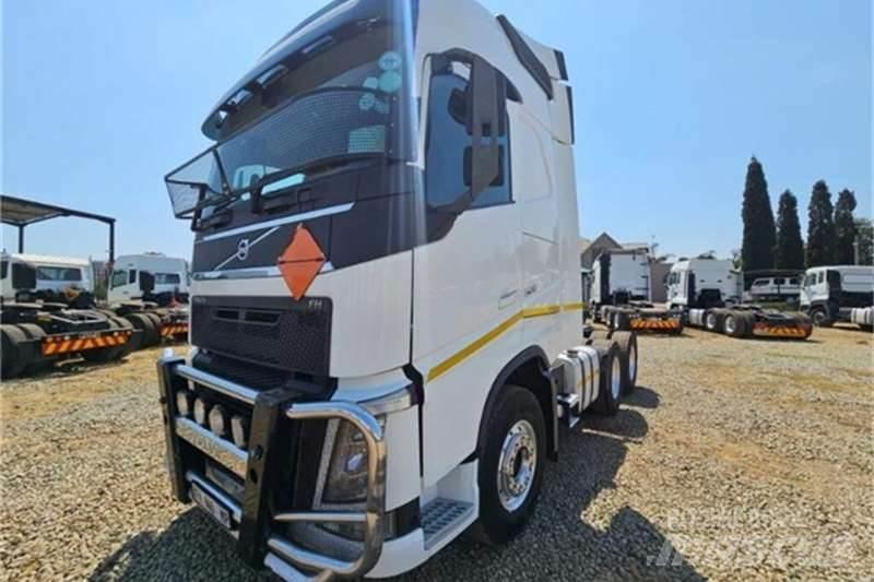 Volvo FH Вантажівки / спеціальні