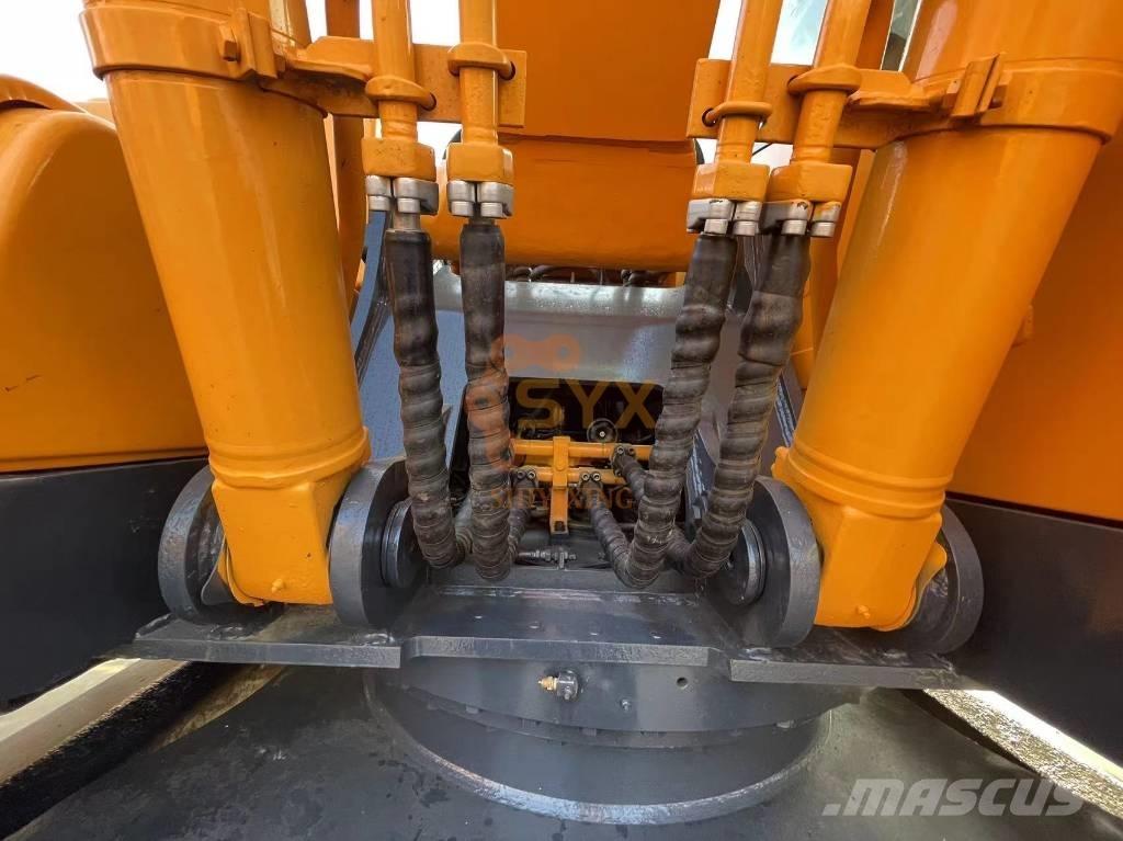 Hyundai 220-9 Гусеничні екскаватори