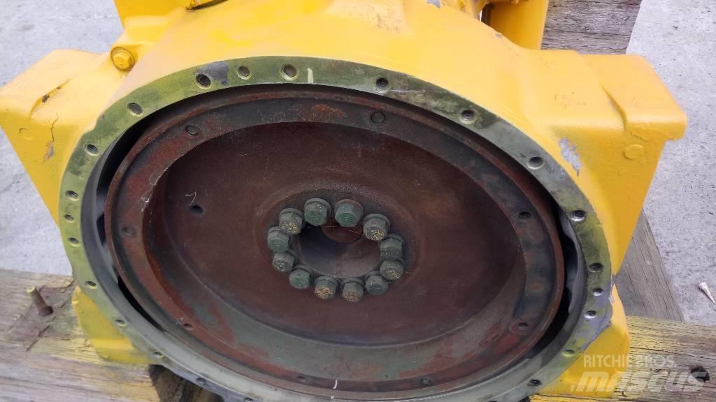CAT 245 D Двигуни