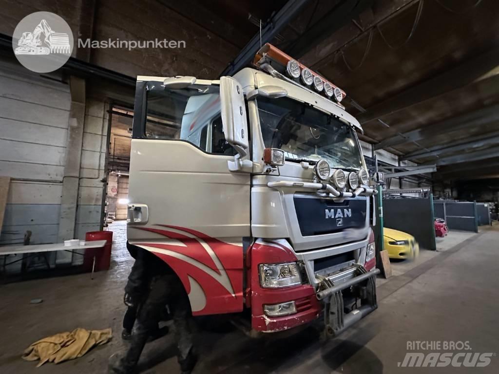 MAN TGX 35.540 Вантажівки з гаковим підйомом