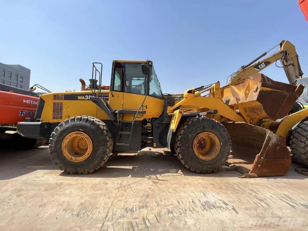 Komatsu WA 380 Фронтальні навантажувачі